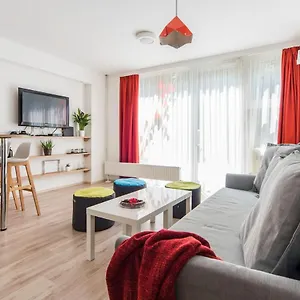  Apartamento Modern Four Bedroom In Palace District Hungría